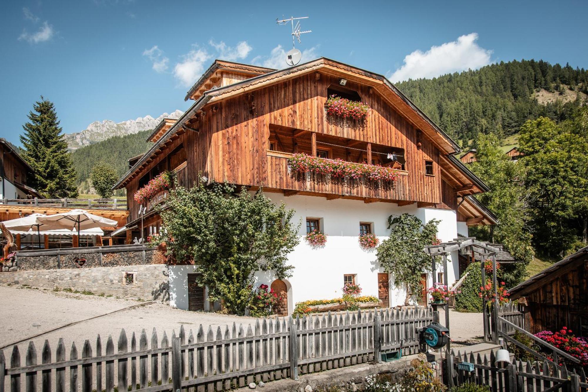 Agriturismo Luech De Vanc Sankt Martin im Turm Buitenkant foto